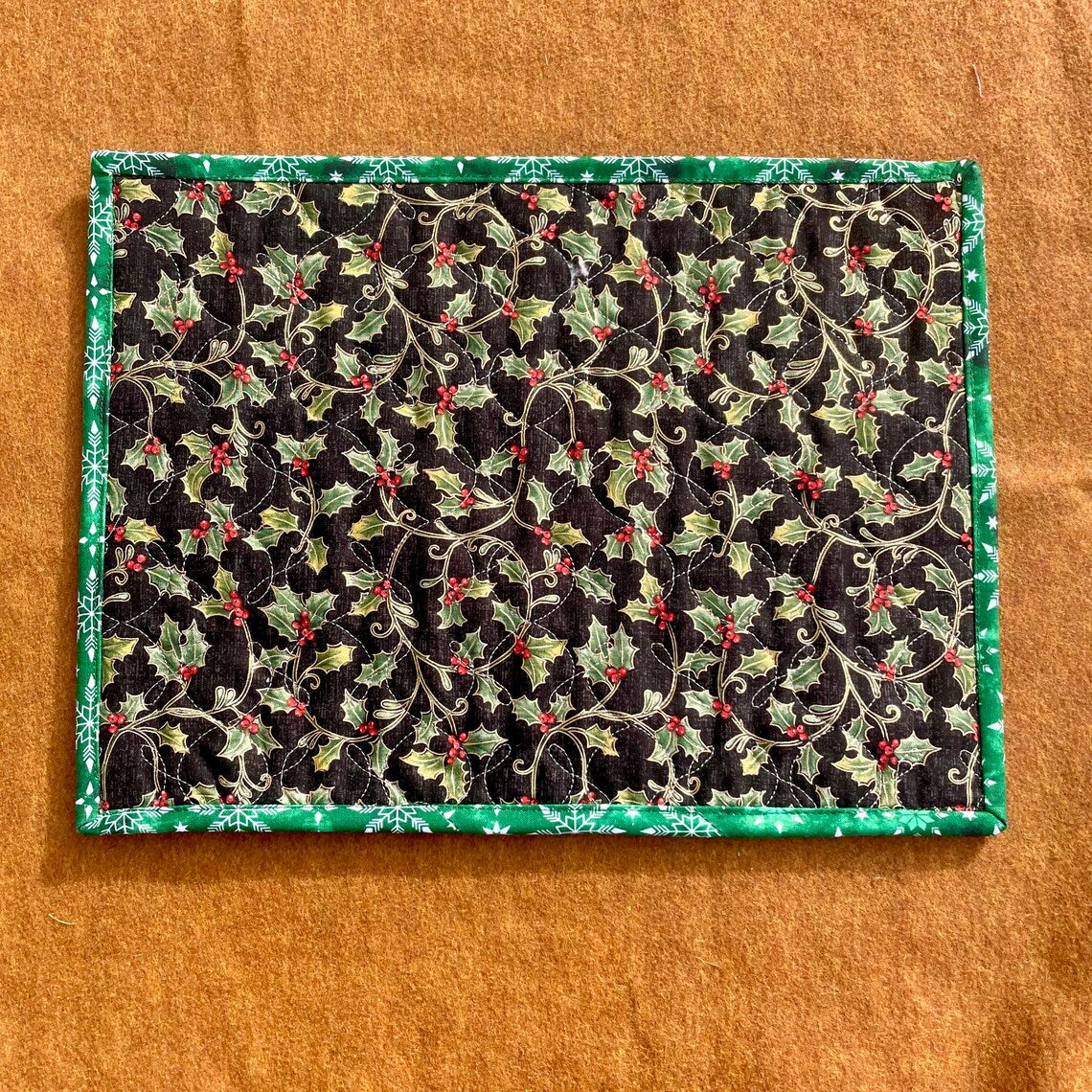 Red Truck Quilted Mug Mat, Christmas Candle Mat, Holiday Snack Mat, Old Fashioned Family Christmas Placemat, Red and Green Kitchen Placemats