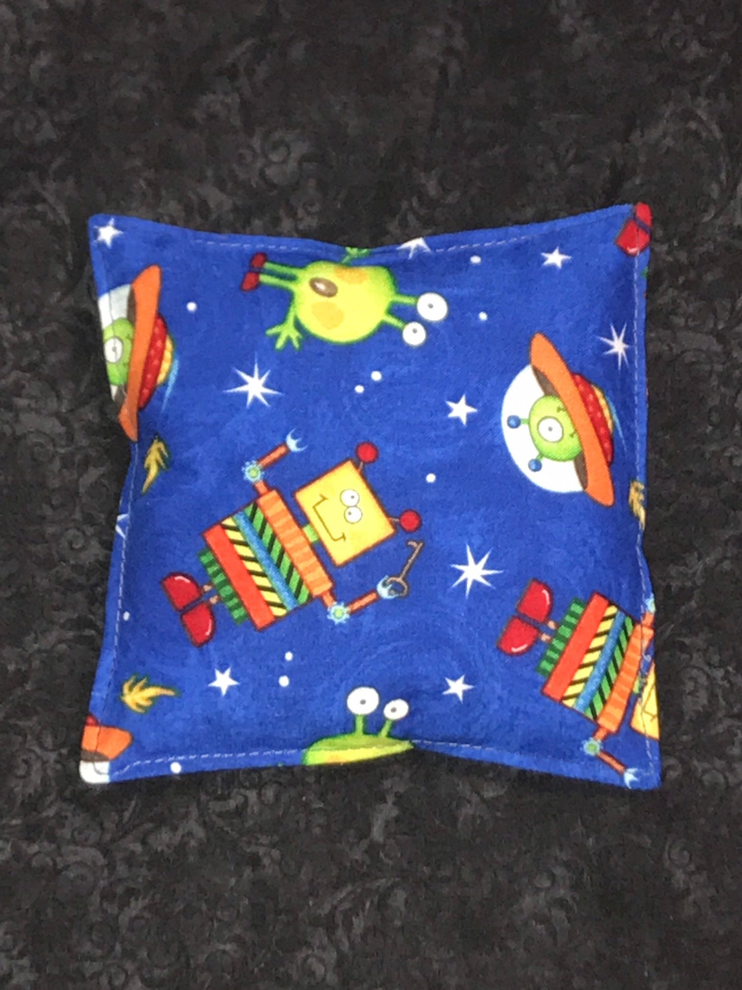 Aliens and Robots I Spy Bag, Sensory Toy, Colorful Seek and Find Game, Kid's Learning Toy, Educational Kid Gift, Find It Sensory Letter Toy