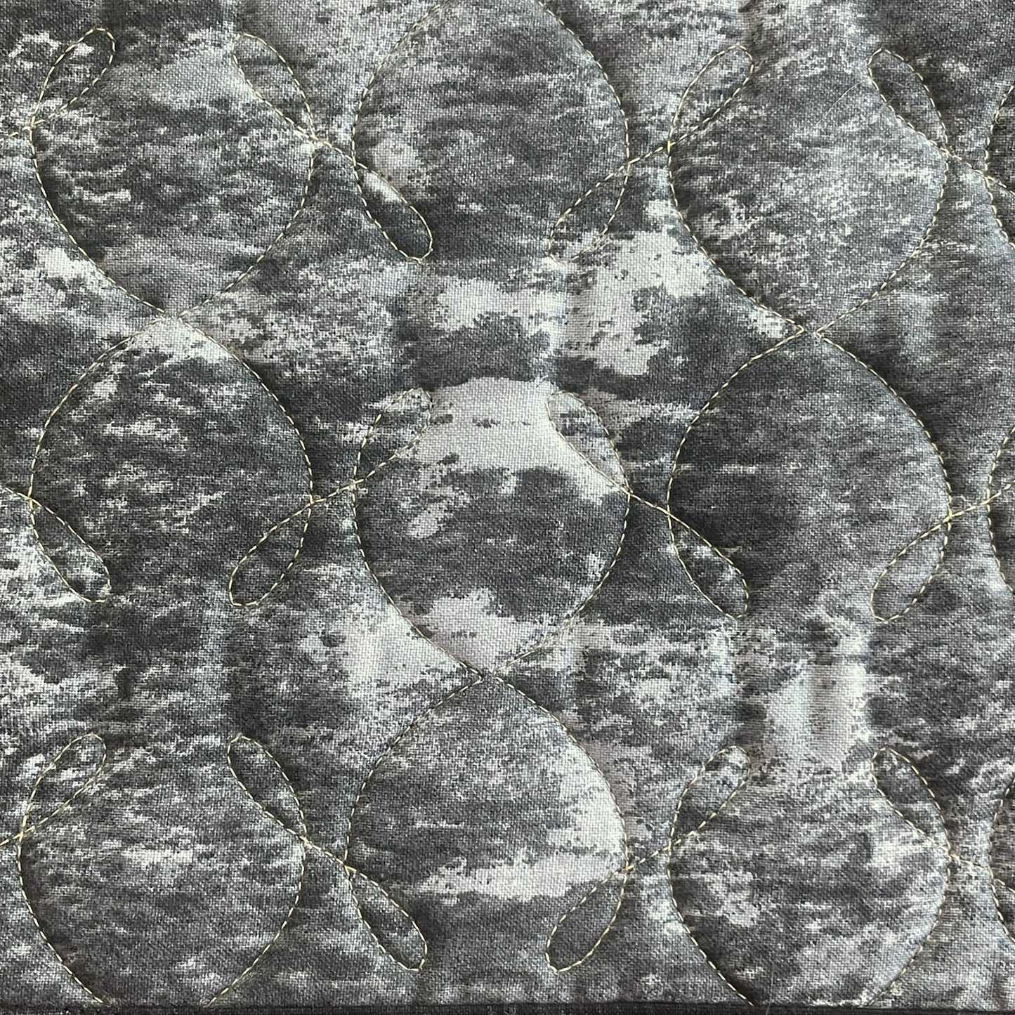 Set of 2 Pinecone Hot Pads, Orange Insulated Fall Leaves Potholders, Quilted Autumn Trivet Set, Fall Leaves and Pinecones Potholders Gift