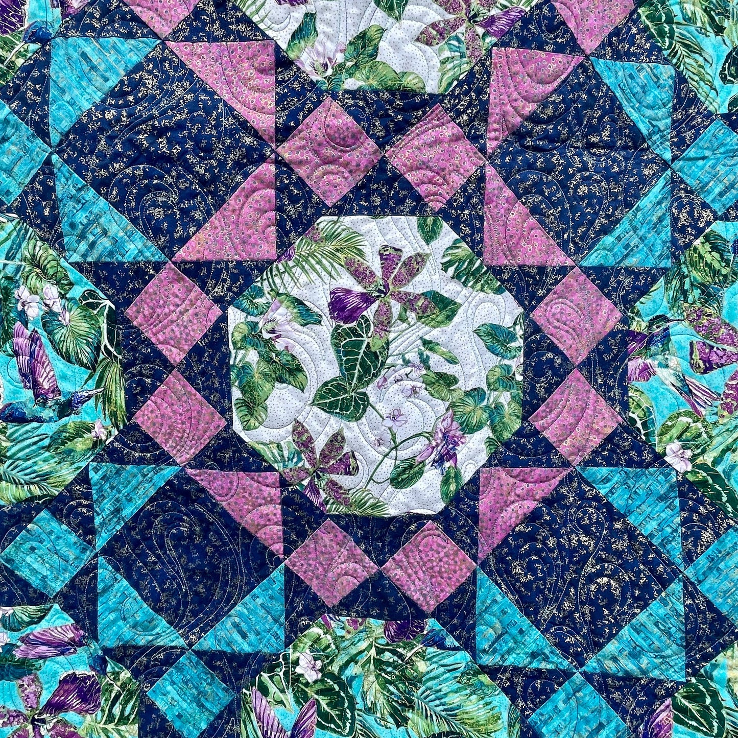 Hummingbird Quilted Throw Blanket, Twin Size Bedding, Blue and Purple Lap Quilt, Monstera Leaf Blanket, Tropical Bedspread, Quilted Blanket