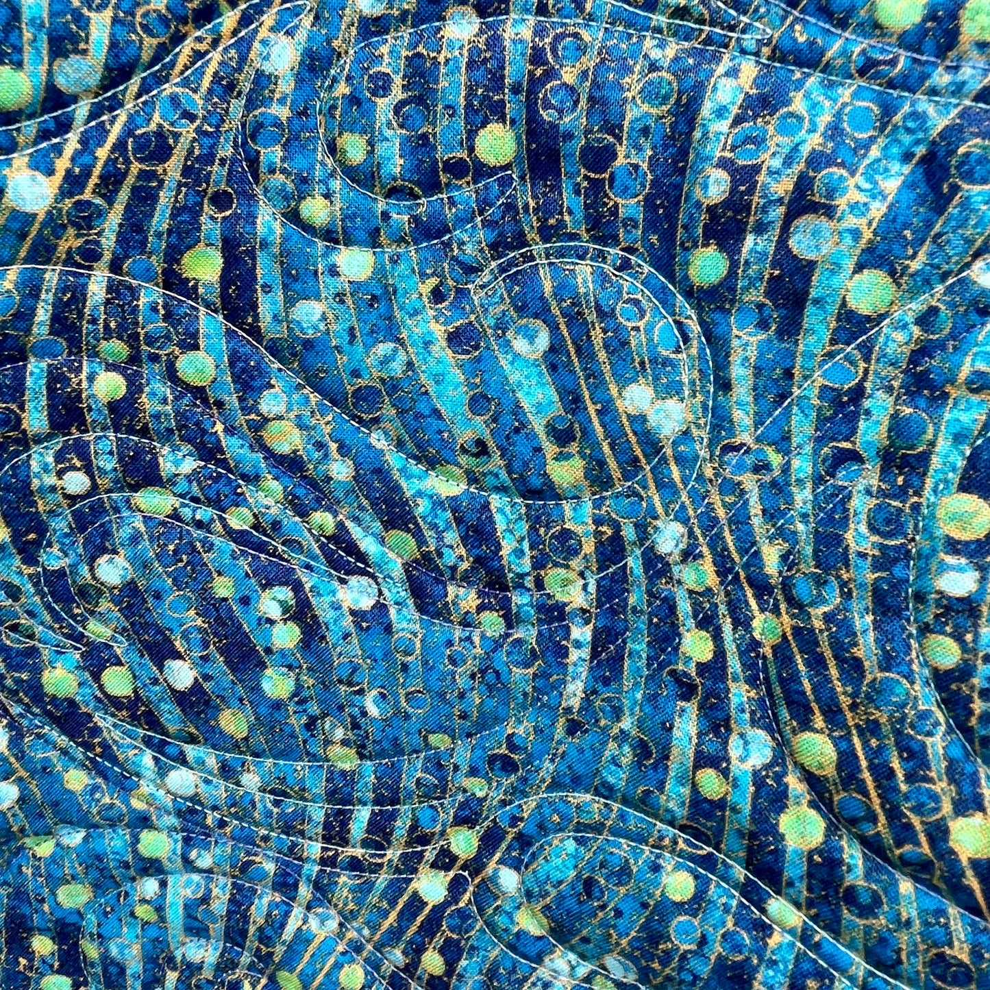 Hummingbird Quilted Throw Blanket, Twin Size Bedding, Blue and Purple Lap Quilt, Monstera Leaf Blanket, Tropical Bedspread, Quilted Blanket