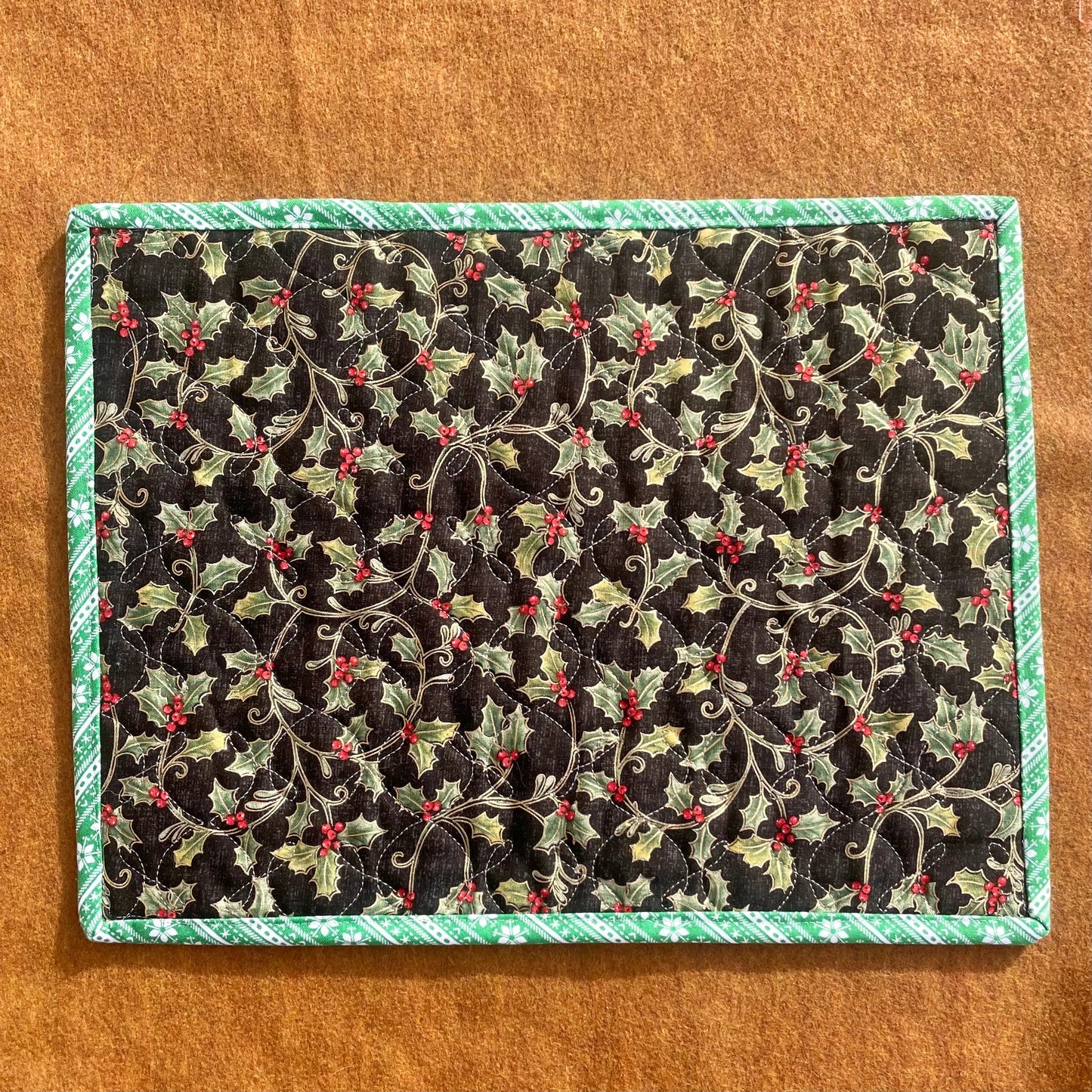 Christmas Baubles Placemat, Christmas Ornament Kitchen Decor, Christmas Kitchen Placemats, Evergreen Christmas Mug Rugs, Christmas Sweater