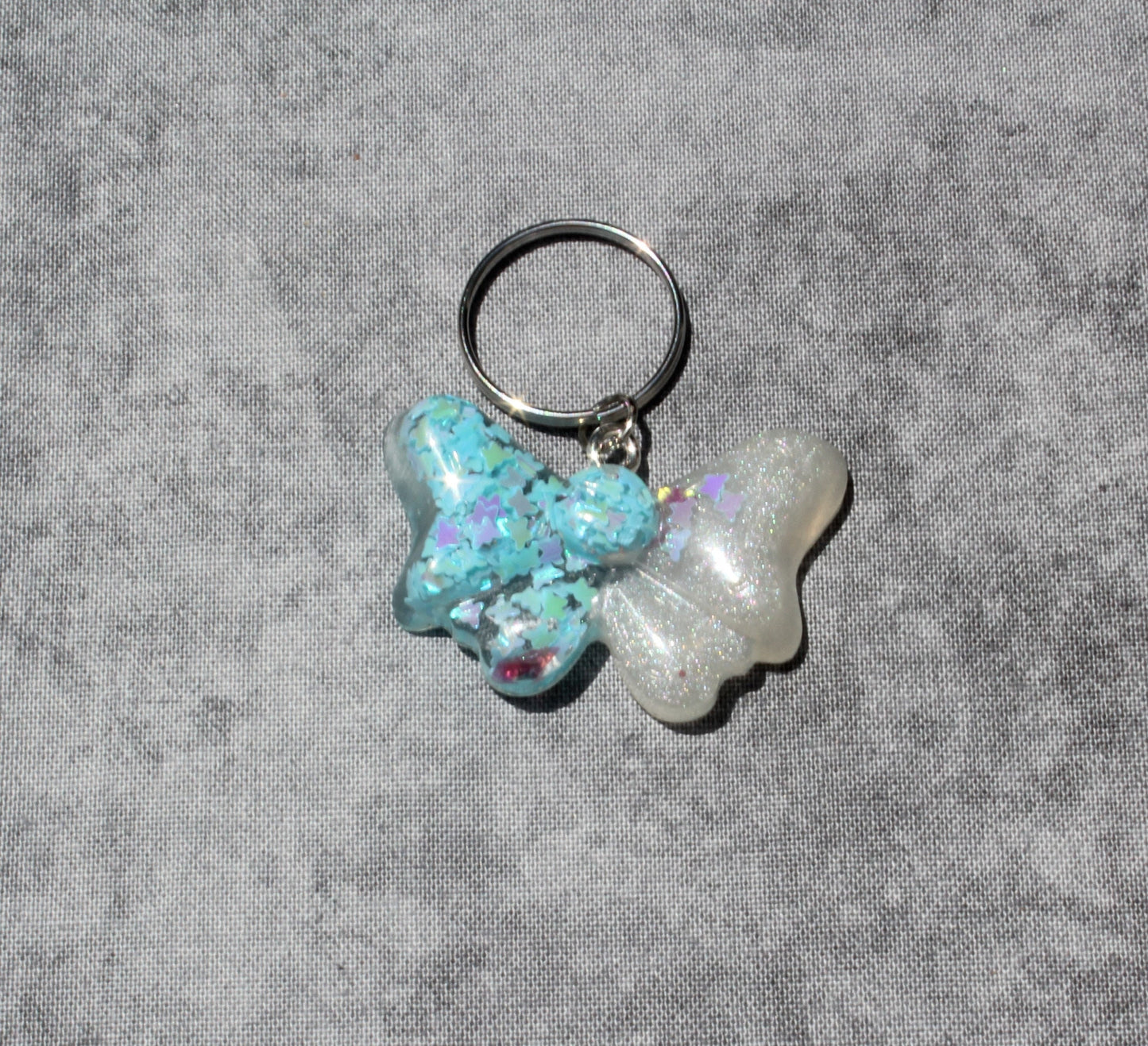 Resin Bow Keychain, Small Blue Key Ring Charm, Blue Butterfly Glitter Purse Charm, White and Blue Sparkling Keychain, Small Resin Accessory