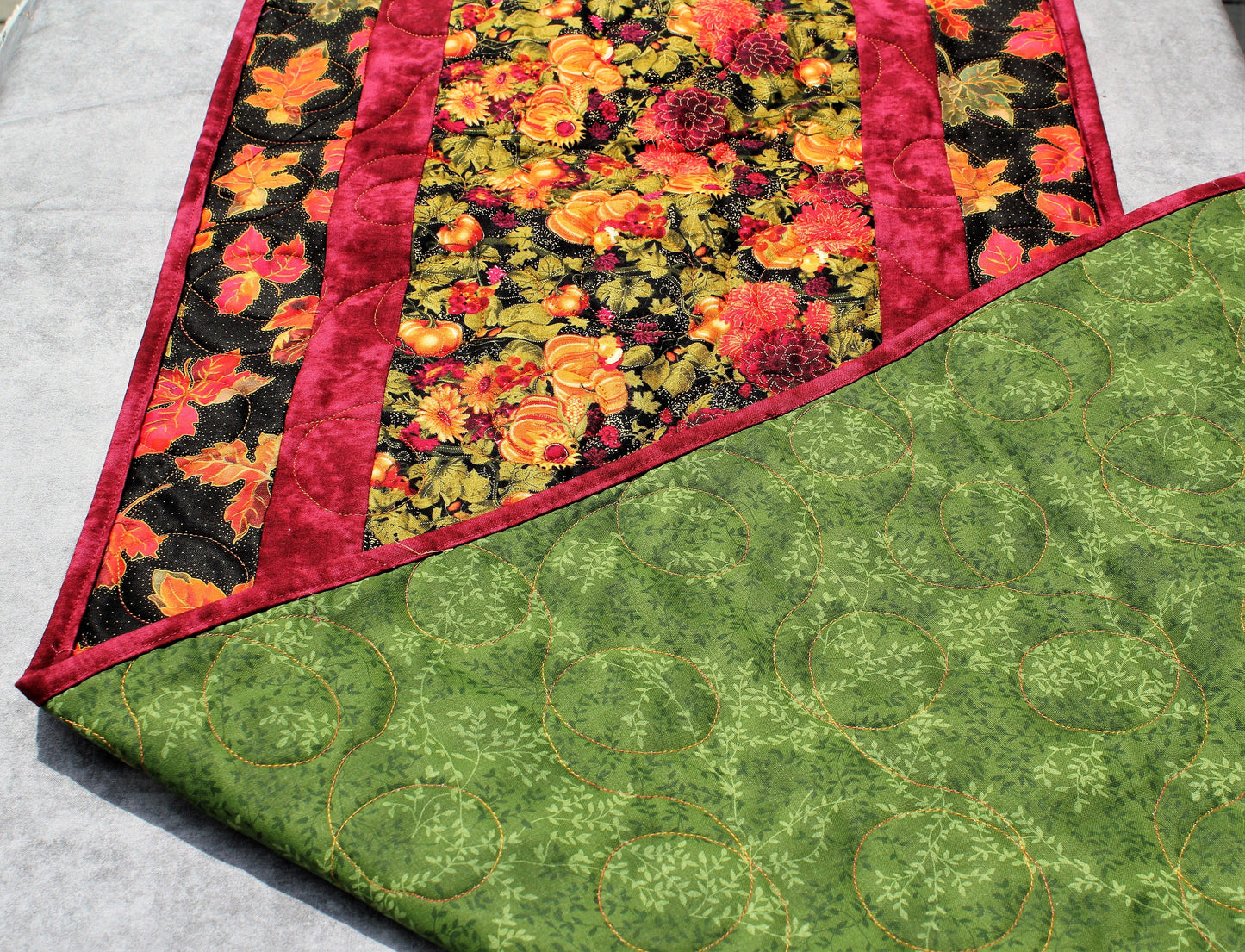 Fall Pumpkin Table Runner, Autumn Table Topper, Floral Table Runner, Handmade Quilted Table Runner, Harvest Gift Set, Sunflower Table Decor