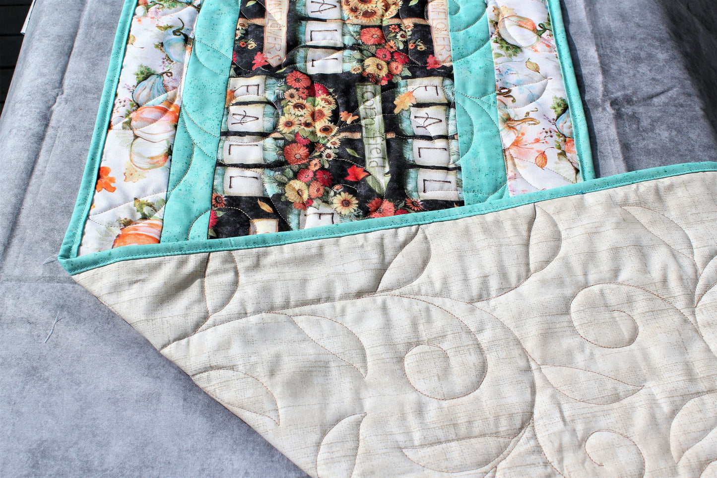 Fall Mason Jar Table Runner, Quilted Autumn Table Topper, Handmade Fall Flowers Table Decor, Sunflower Harvest Tableware, Thanksgiving Decor