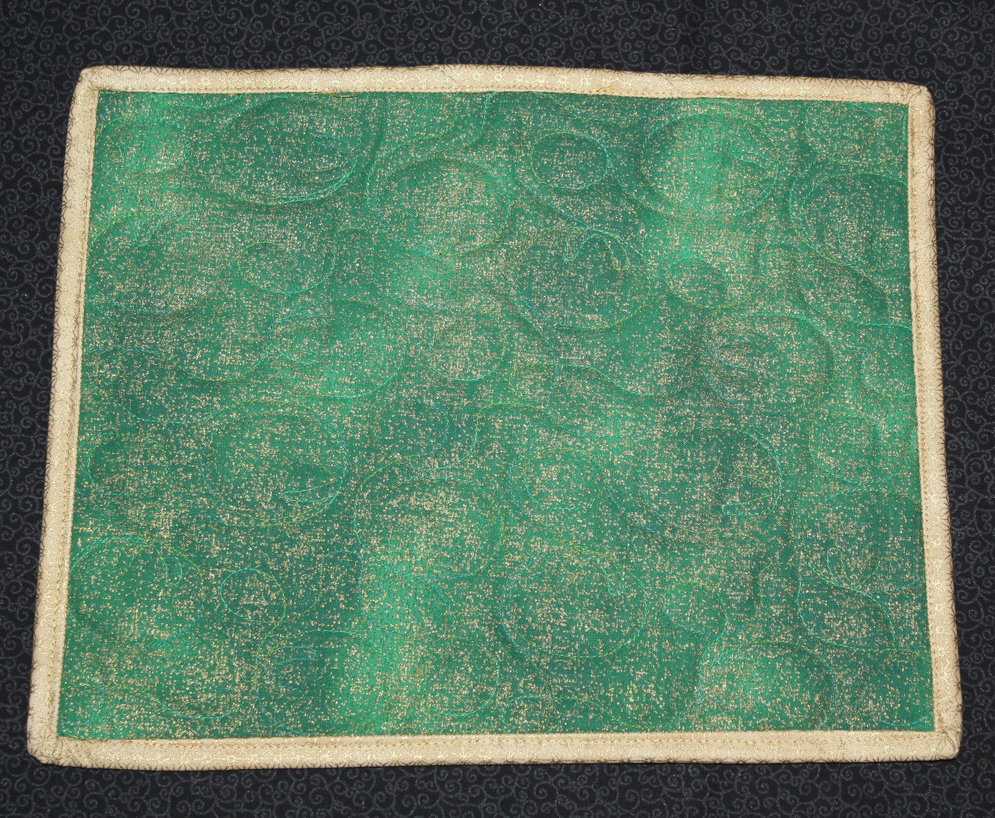 Holly Bells Quilted Mug Mat, Winter Candle Mat, Holiday Snack Mat, Handcrafted Placemat, Pine Mug Rug, Kitchen Coaster, Christmas Gift Decor