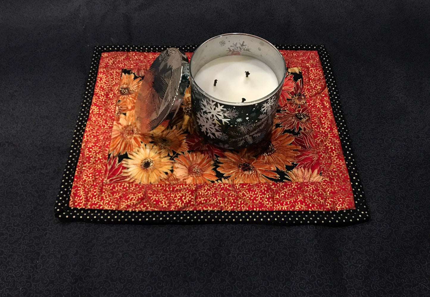 Red and Yellow Sunflower Quilted Mug Mat, Floral Candle Mat, Quilted Snack Mat, Handcrafted Placemat, red and Gold Mug Rug, Kitchen Coaster