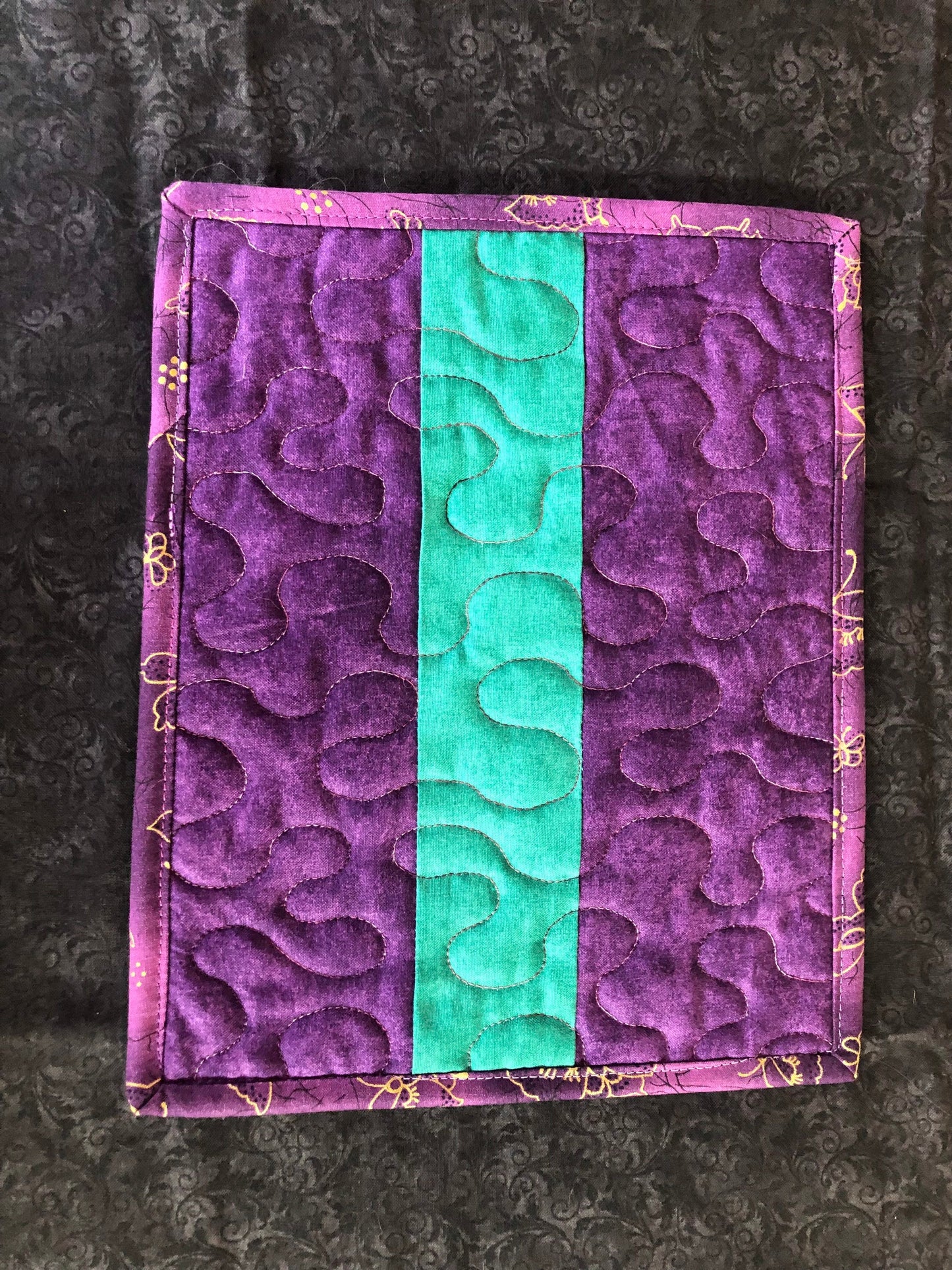 Pink and Purple Mug Mat, Handcrafted Snack Mat, Colorful Quilted Placemat, Quilt Block Mug Rug, Pink Coaster, Quilted Kitchen Tableware Gift