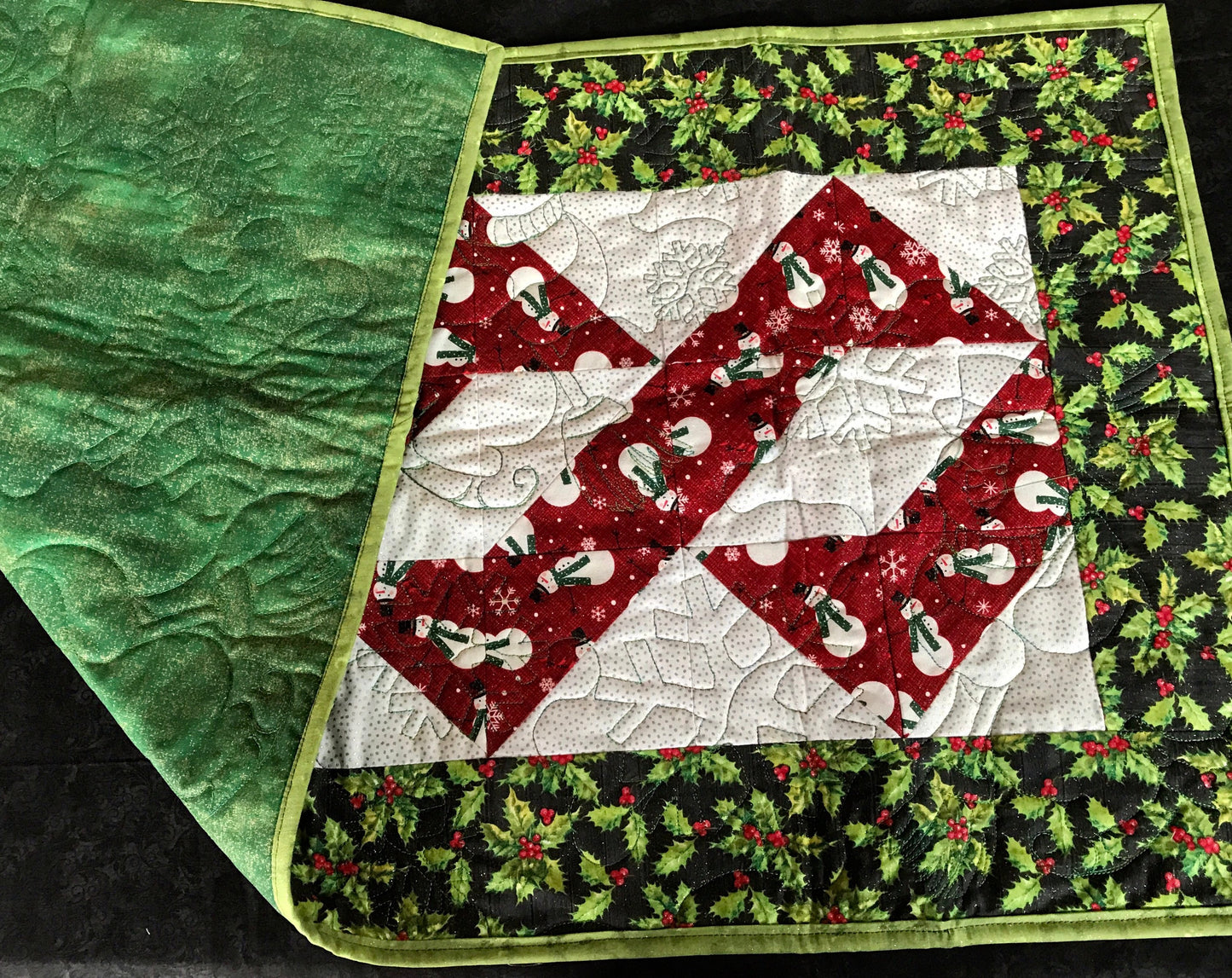 Christmas Snowman Table Runner, Winter Holiday Table Cover, Christmas Table Topper, Holly Berry Kitchen Decor, Red and Green Table Protector