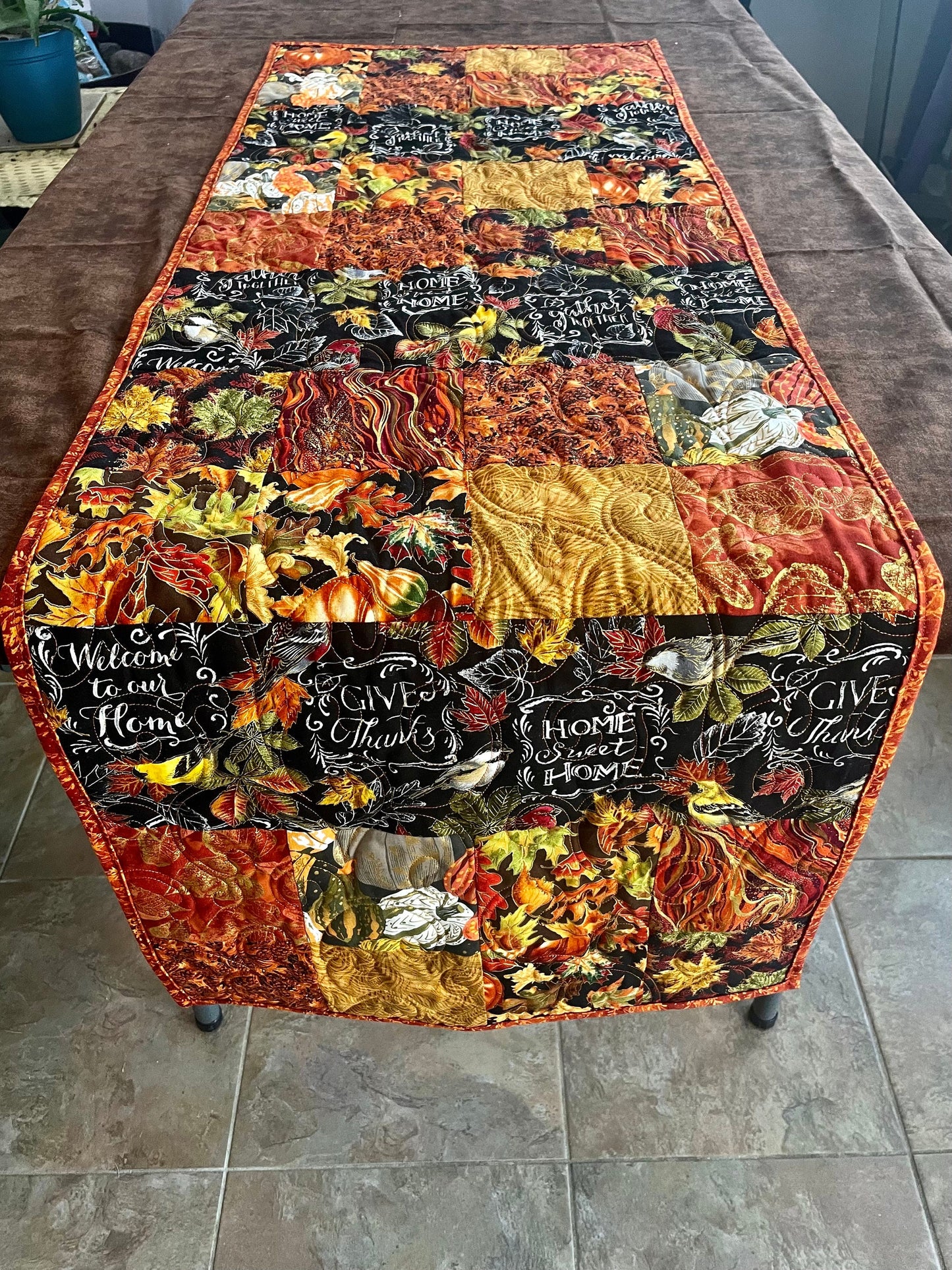 Fall Autumn Table Decor, Orange Gold Green Leaves Fall Decor, Pumpkin Table Runner, Thanksgiving Quilt, Fall Quilted Table Runner, Gold Fall