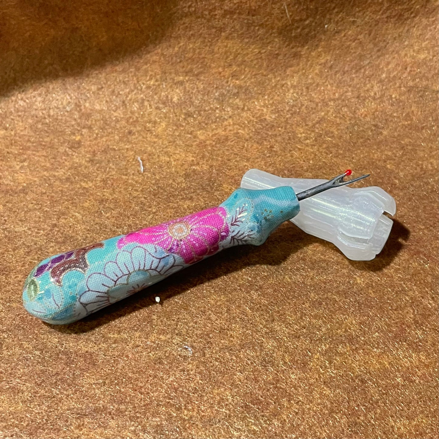 Blue and Pink Floral Seam Ripper