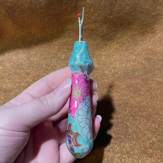 Blue and Pink Floral Seam Ripper