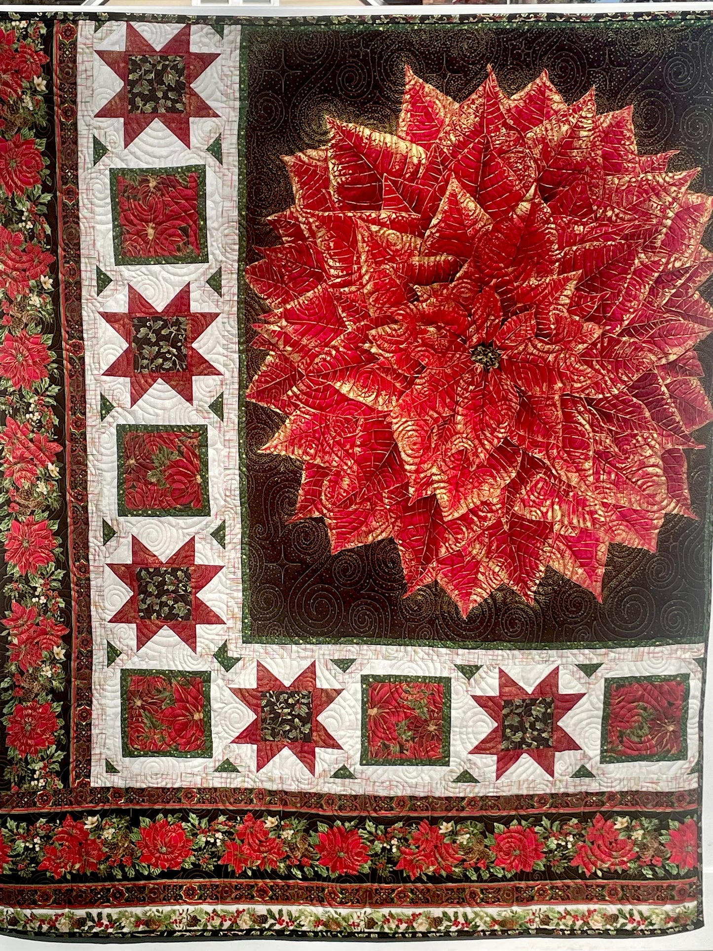 Poinsettia Christmas Quilted Wall Hanging, Red and Gold Christmas Throw Blanket, Christmas Couch Quilt, Polyester and Cotton Christmas Quilt