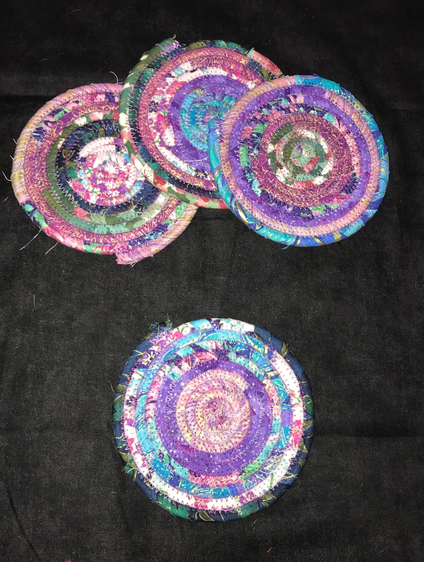 Pink and Blue Clothesline and Fabric Coaster Set of 4, Oversized Quilted Circle Coaster, Rolled Rope Fabric Large Coaster, Purple Trivets