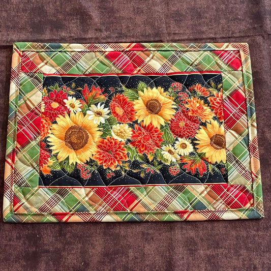 Fall Sunflowers Quilted Mug Mat, Handcrafted Fall Snack Mat, Autumn Placemat, Fall Flowers Mug Rug, Fall Mums Table Decor, Autumn Tablescape